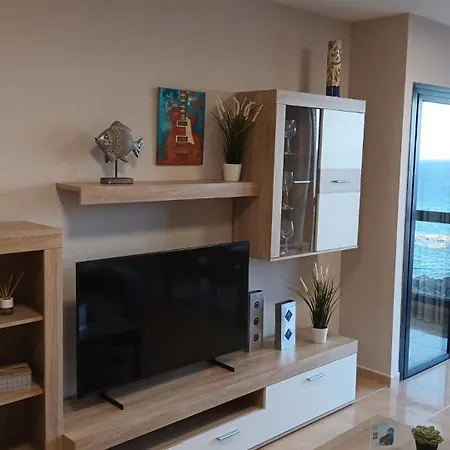 Maresia Apartman *