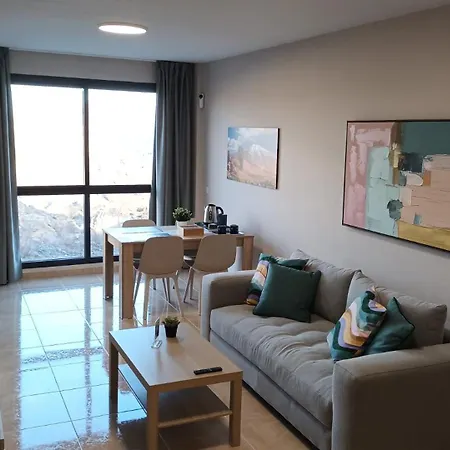 Maresia Apartman *